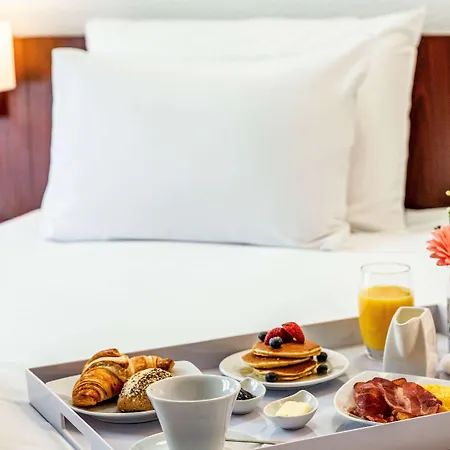 Mercure Imperial Hotel 4*