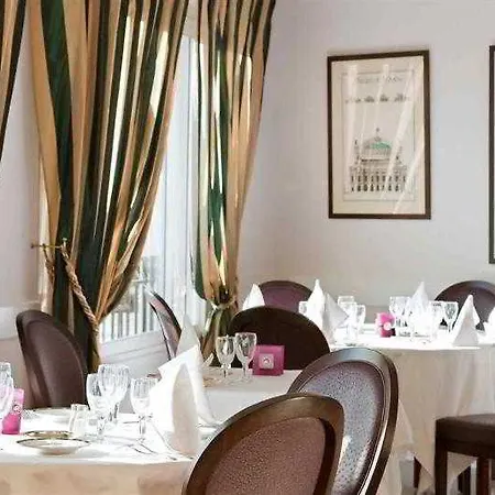 Mercure Imperial Готель Лурд