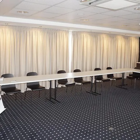 Mercure Imperial 4* לורדה