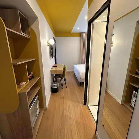 Mercure Imperial 4* לורדה