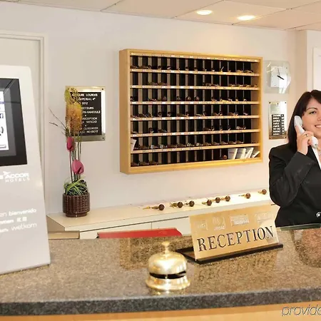 Mercure Imperial Готель Лурд