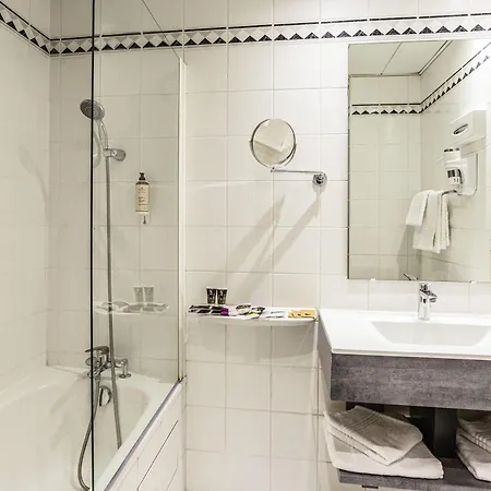 Mercure Imperial Hotel 4*